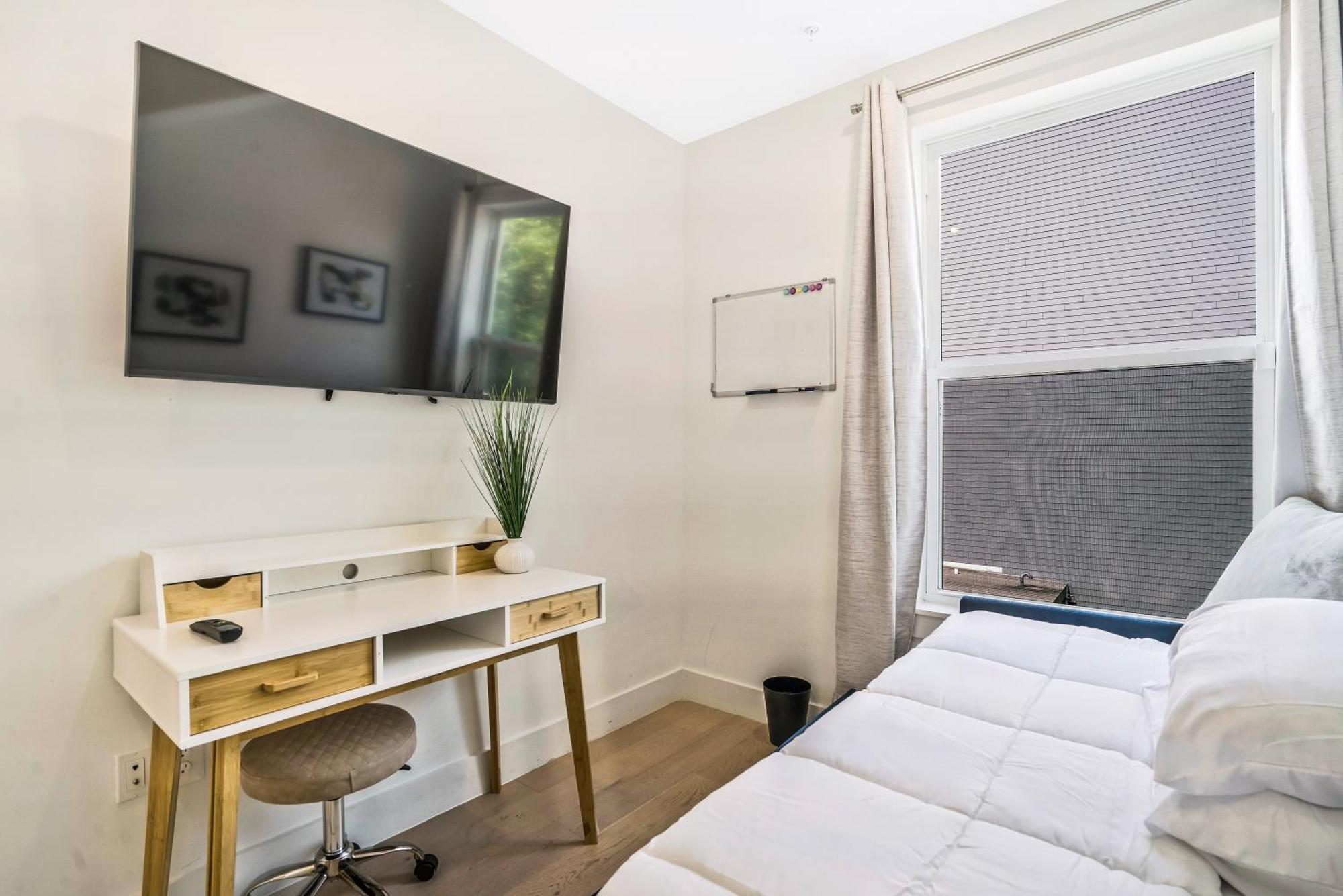 Luxurious And Stylish 2 Bedroom 2 Bathroom Suite Washington Bagian luar foto